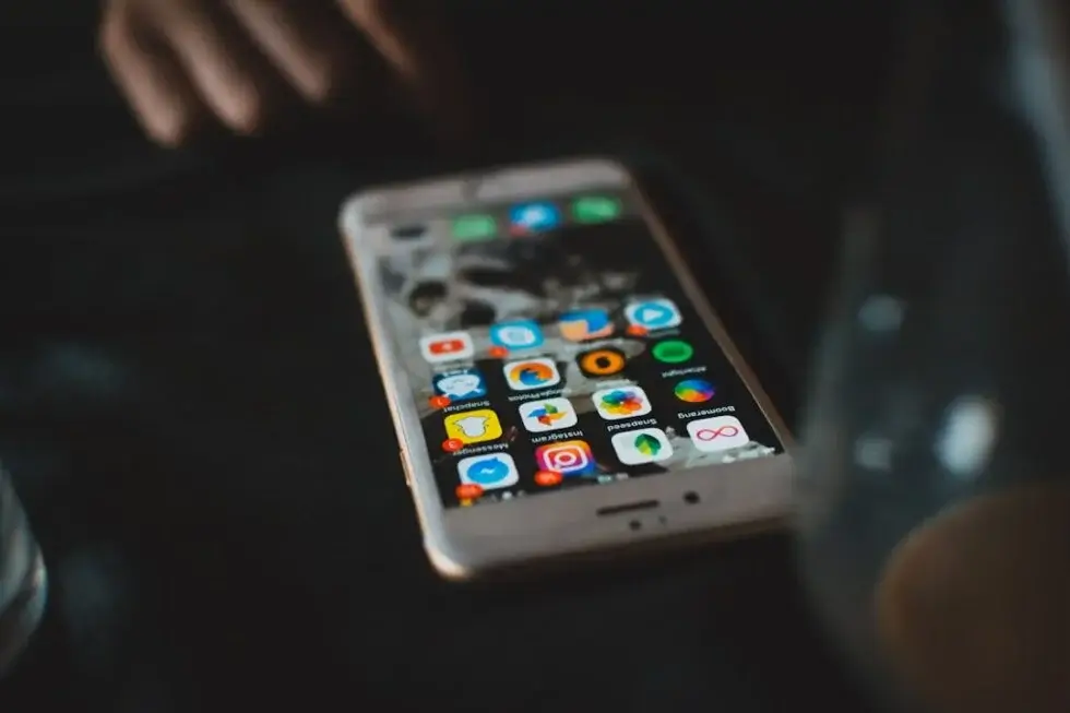 Mobile DualMedia App